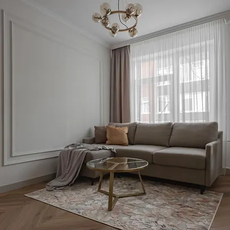 Puodziu 5 - Self Check In, , Center